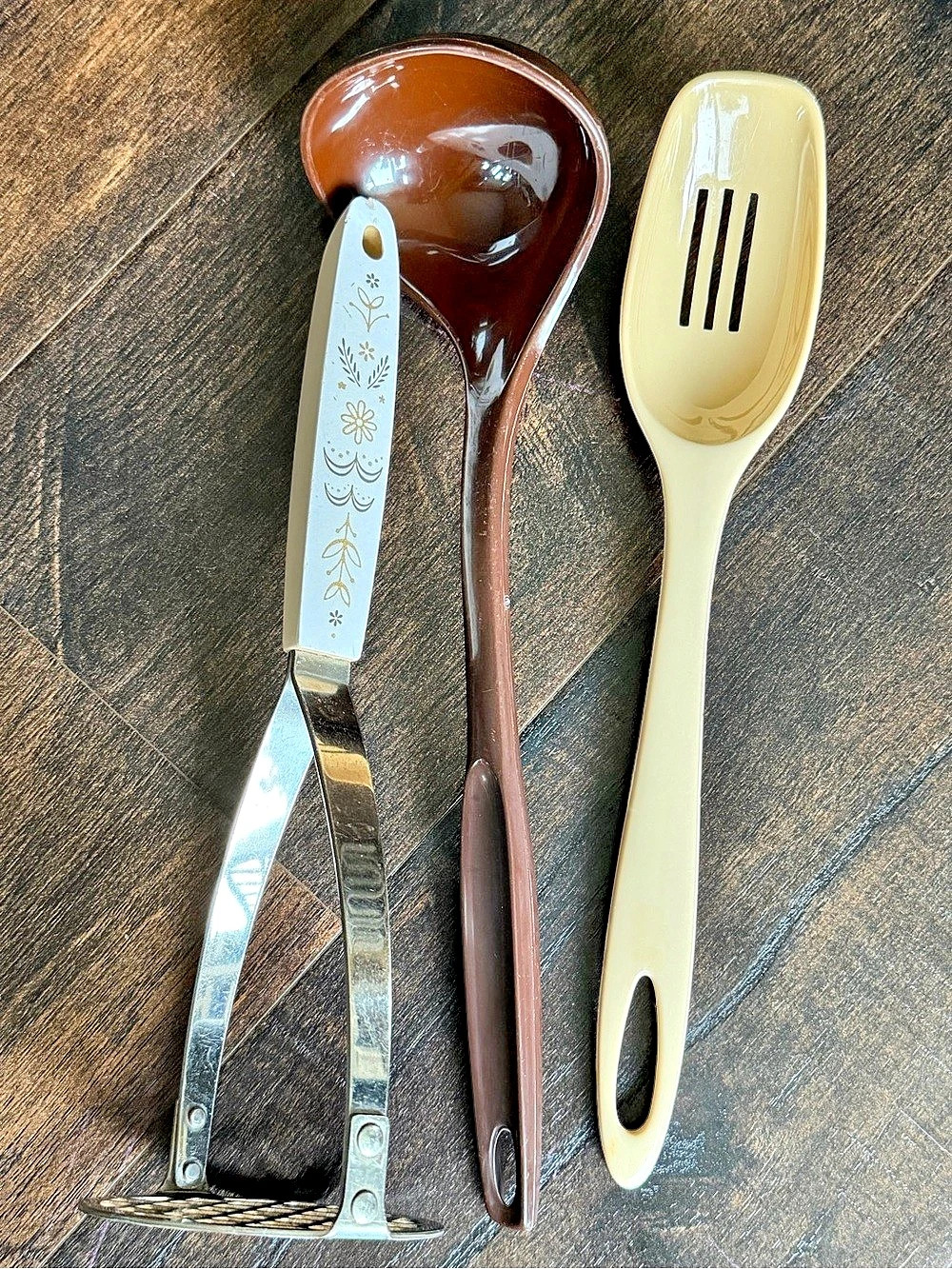 Vintage Kitchen Utensil Set of 3